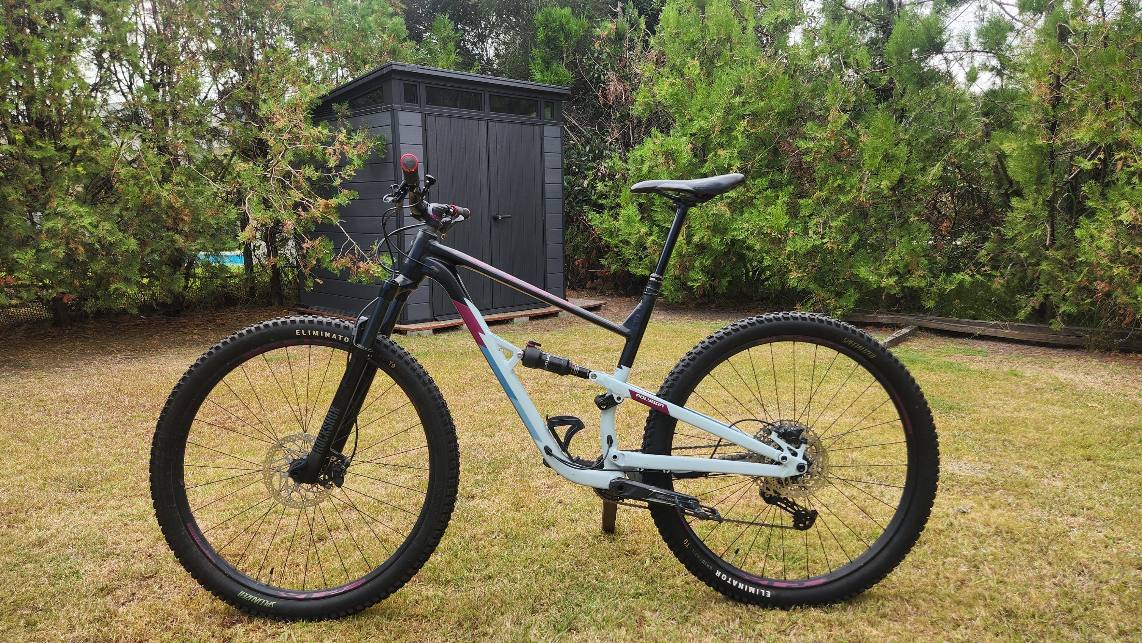 Polygon Siskiu D7