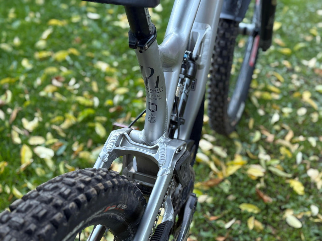Commencal Supreme v4