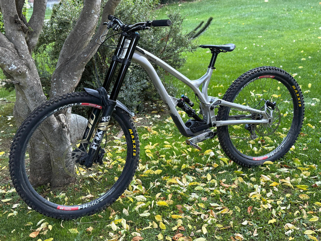 Commencal Supreme v4