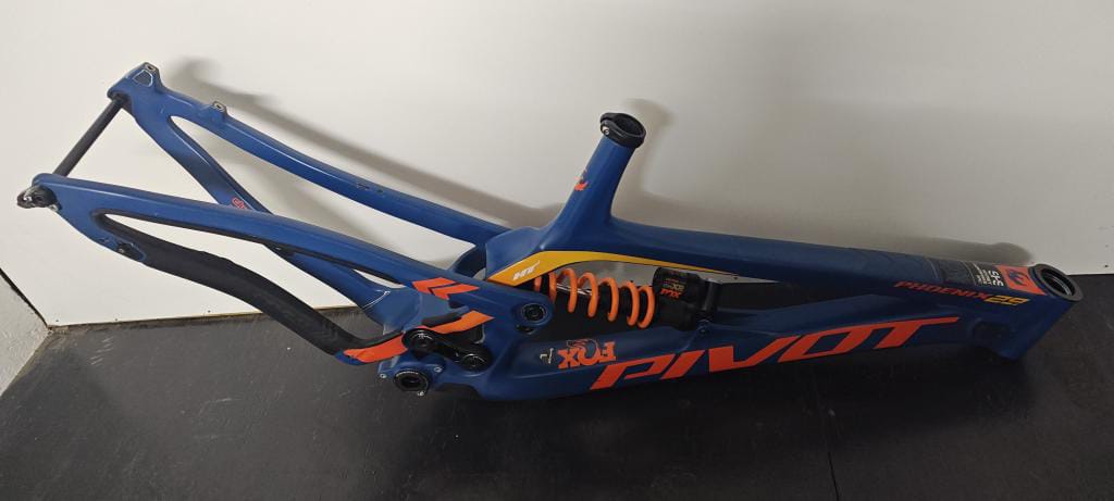 Pivot Phoenix 29