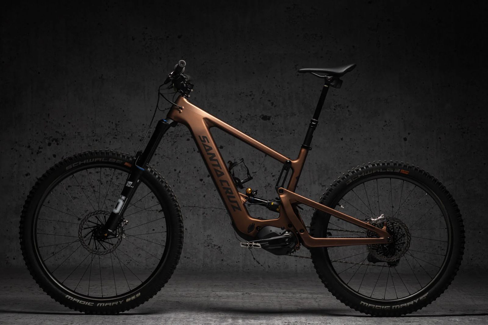 TRANSPARENTE MATE E-BIKE