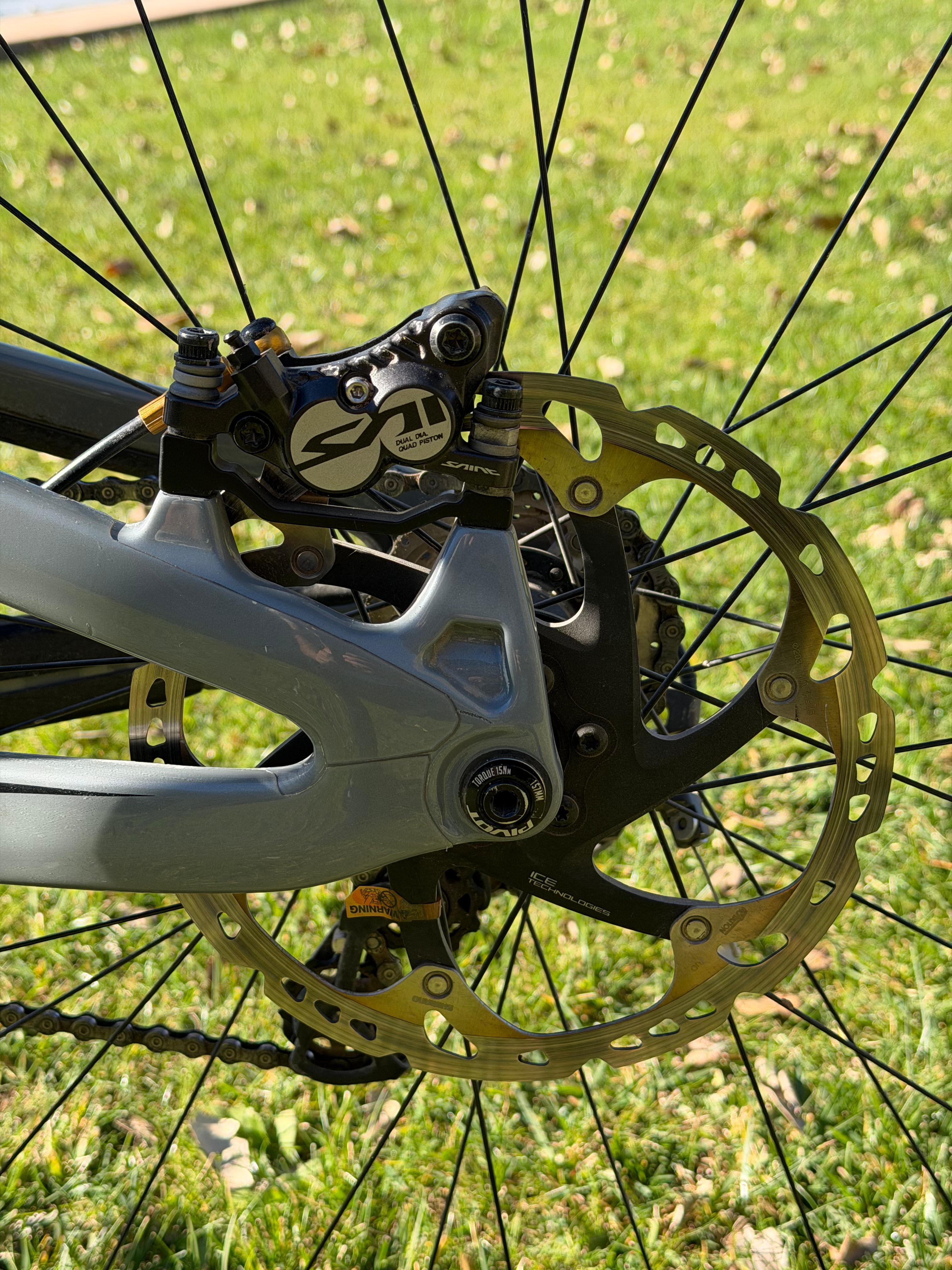 PIVOT PHOENIX 29