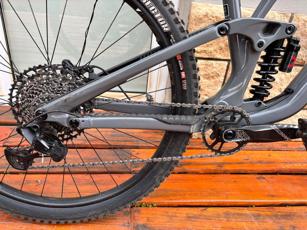 GT SENSOR CARBON ELITE