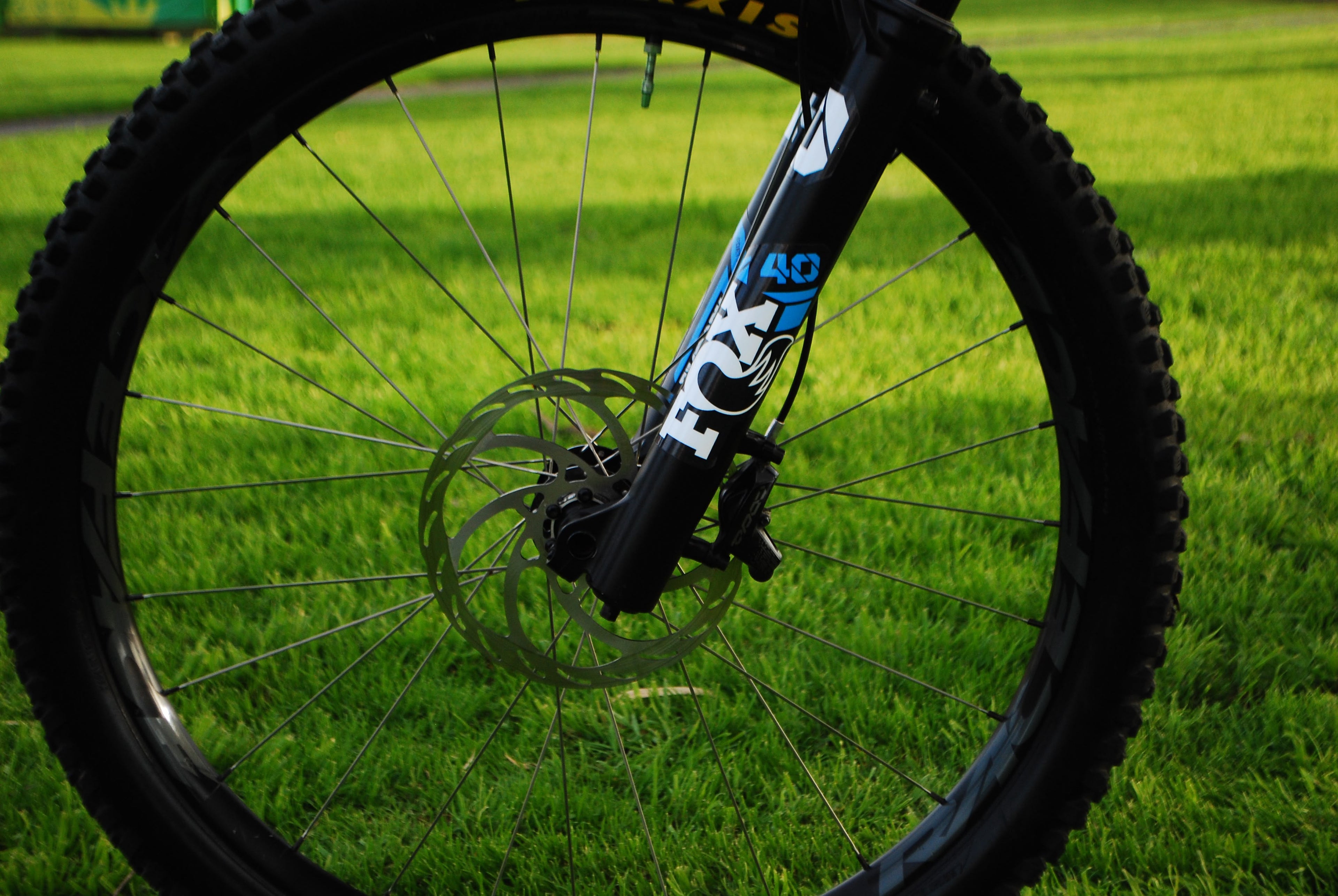 MONDRAKER SUMMUM R