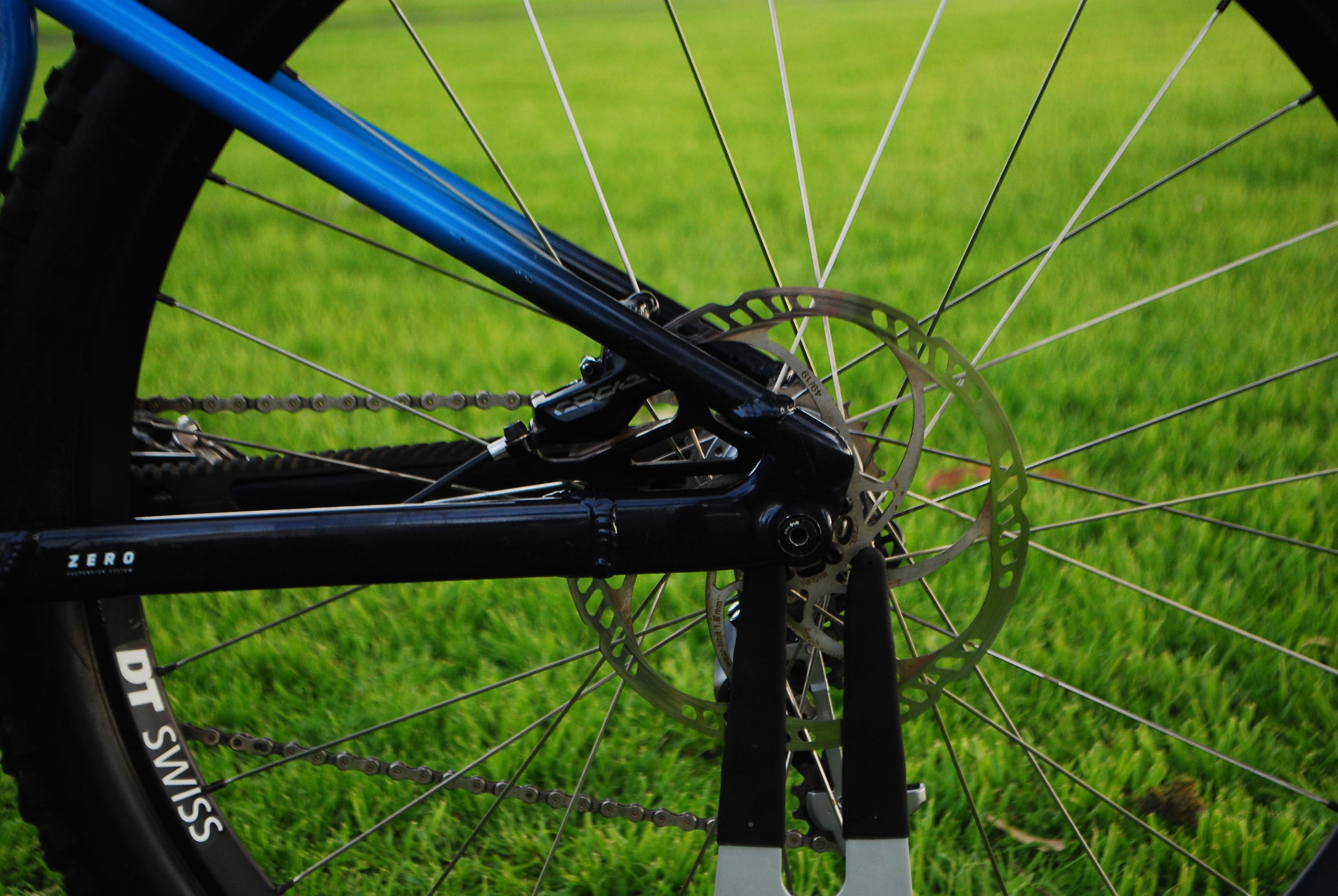 MONDRAKER SUMMUM R